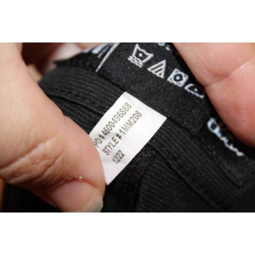 Travis Matthew size 33 black and gray horizontal microstripe shorts - Picture 6 of 8